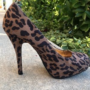 Cheetah Print Pumps